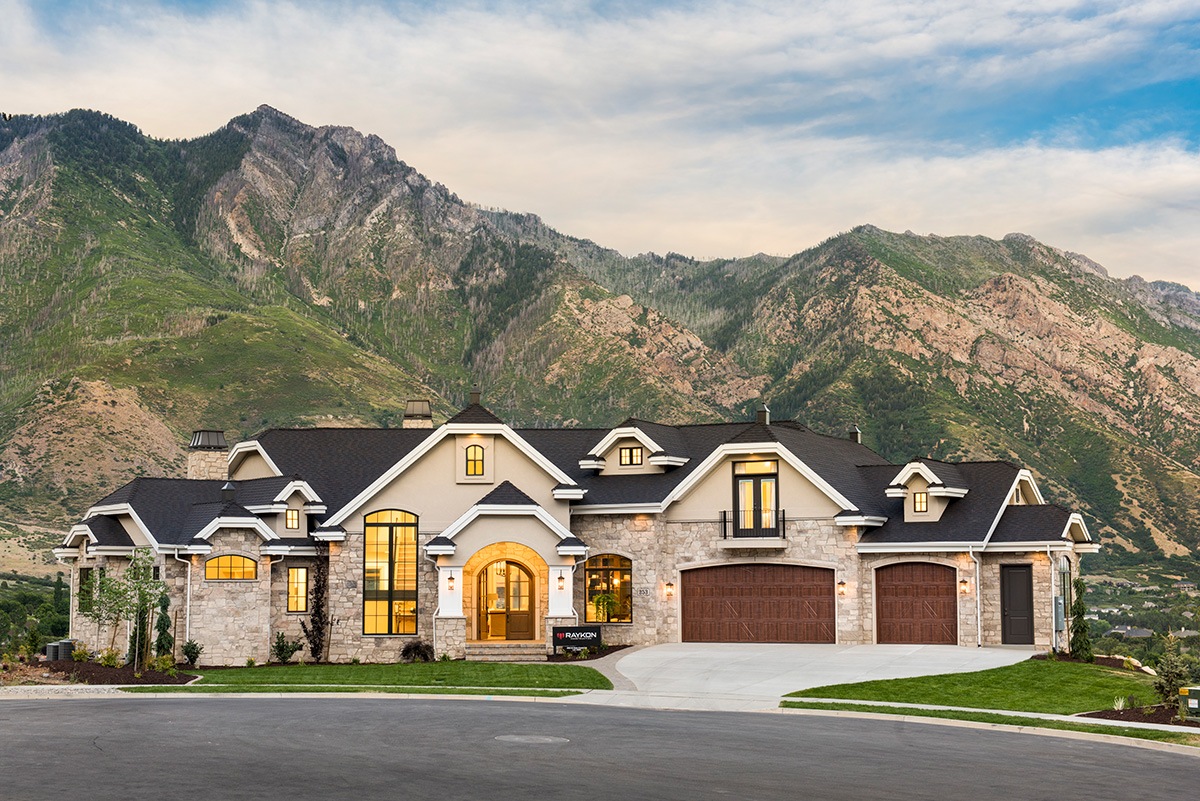 Deer Crest Circle